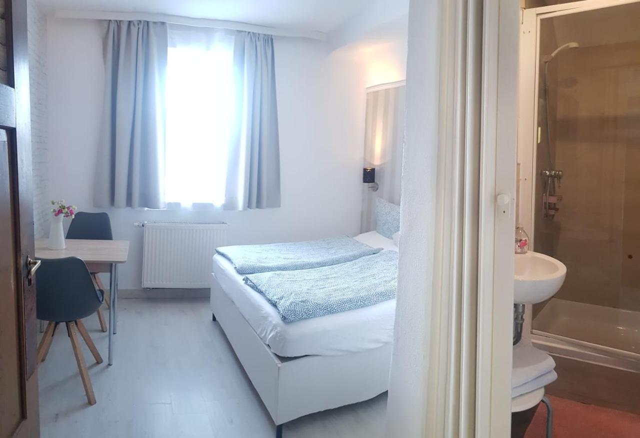 House La Neuschwanstein Blick - Budget City Hotel Fussen Ngoại thất bức ảnh