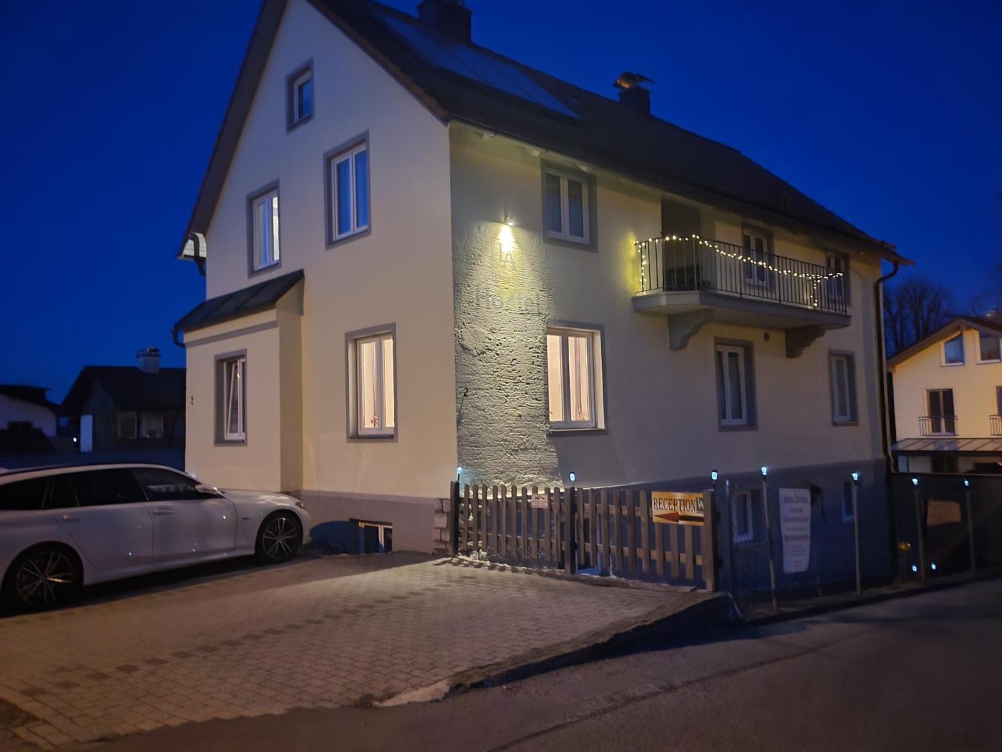 House La Neuschwanstein Blick - Budget City Hotel Fussen Ngoại thất bức ảnh