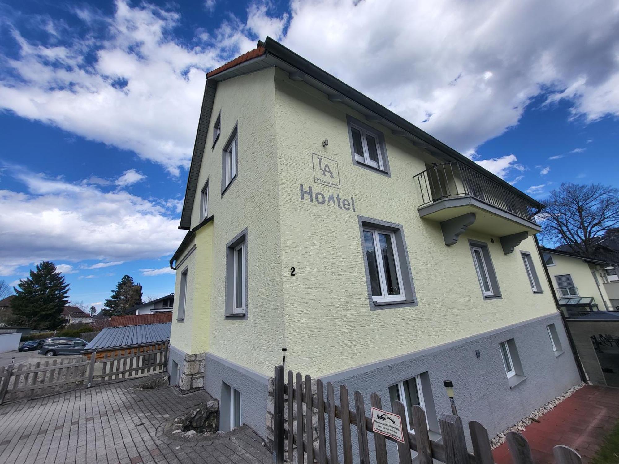 House La Neuschwanstein Blick - Budget City Hotel Fussen Ngoại thất bức ảnh
