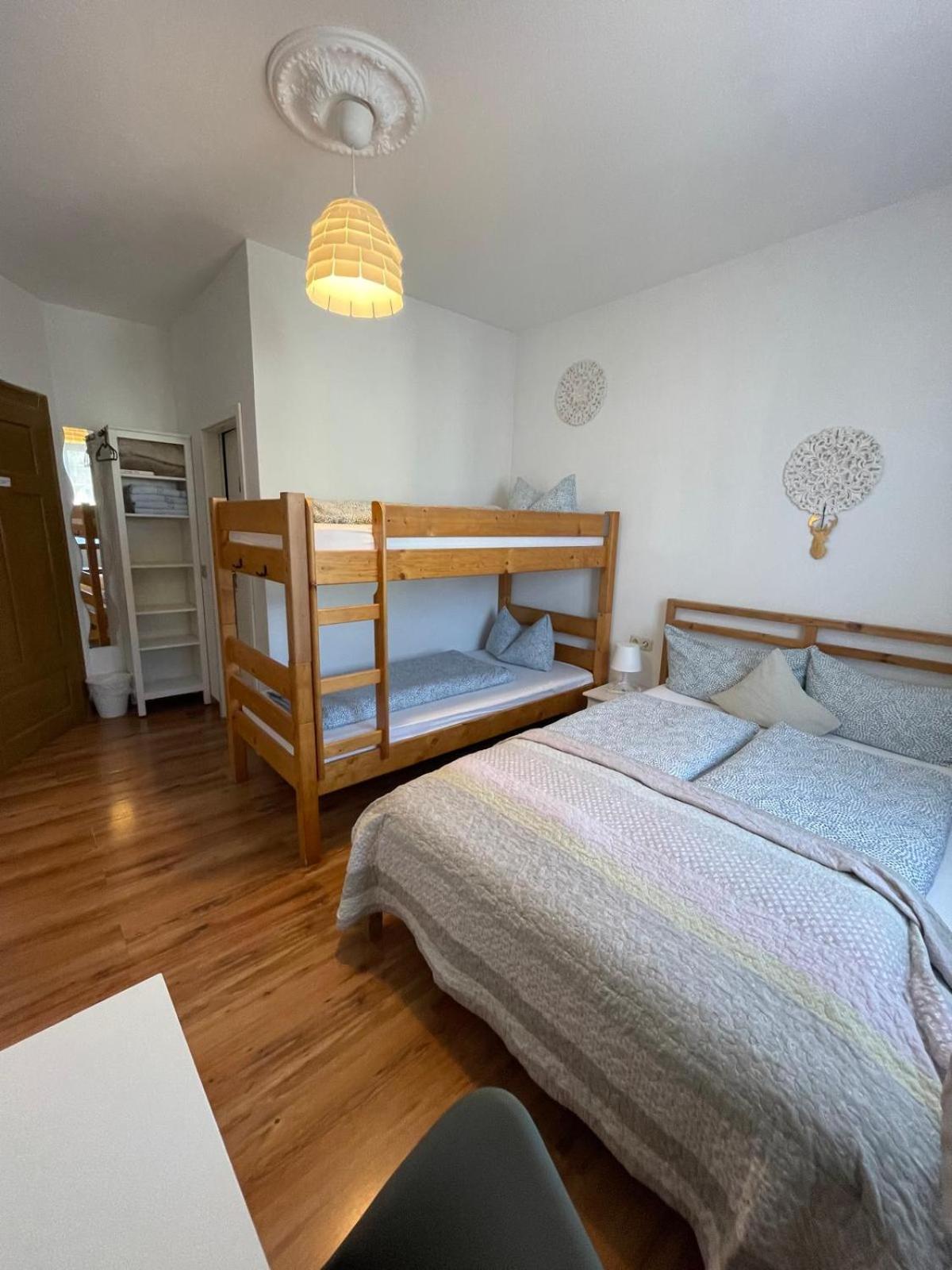 House La Neuschwanstein Blick - Budget City Hotel Fussen Ngoại thất bức ảnh