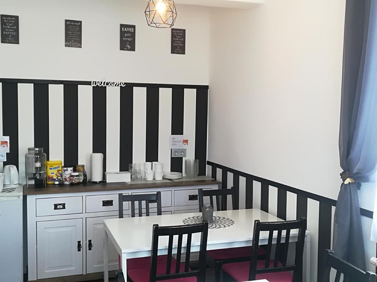 House La Neuschwanstein Blick - Budget City Hotel Fussen Ngoại thất bức ảnh